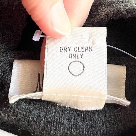Neiman Marcus Grey Mock Neck Lace Knit Merino Wool Cashmere Silk Sweater Sz Med - Picture 6 of 8